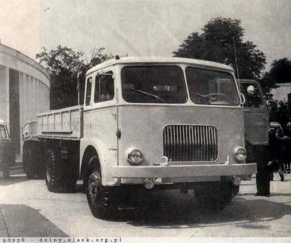 Jelcz – Duma Polskiej Motoryzacji. Historia Zaklęta w Stali