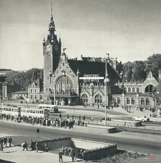 Dworzec Główny w Gdańsku – Serce Miasta, Świadek Historii