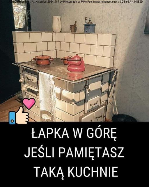 „Kuchnia z kafli – serce domu w czasach PRL-u. c1